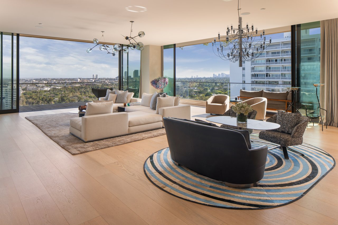 9040 W Sunset Blvd Unit: 905, West Hollywood 