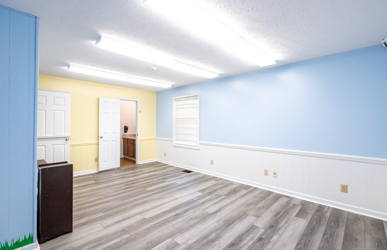 Why This Commercial Property for Sale in Indianapolis Represents a Rare Owner-User Opportunity in a High-Growth Corridor