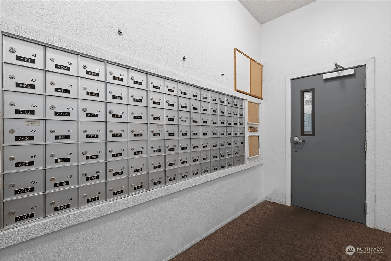 12621 NE 130th Way #D-206