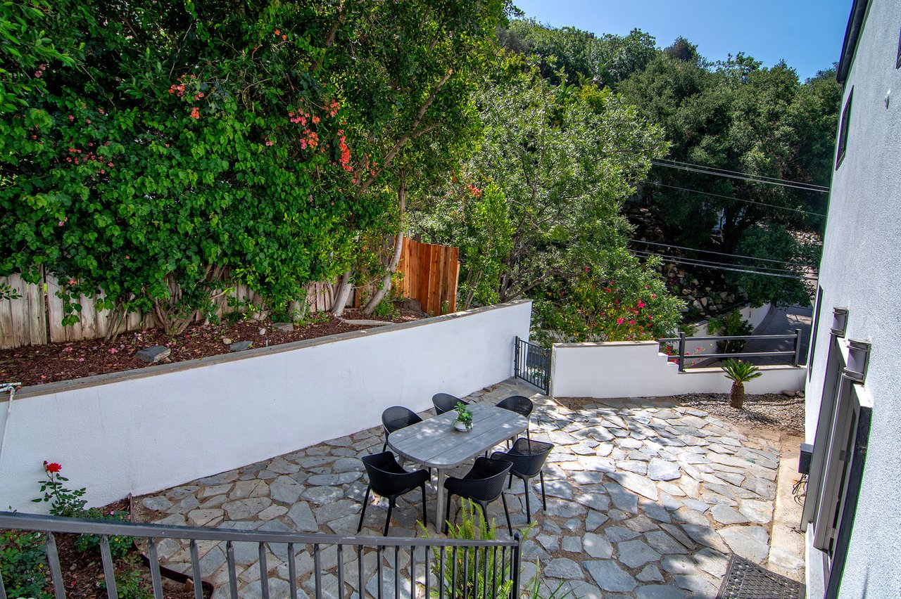 8155 Willow Glen Rd.