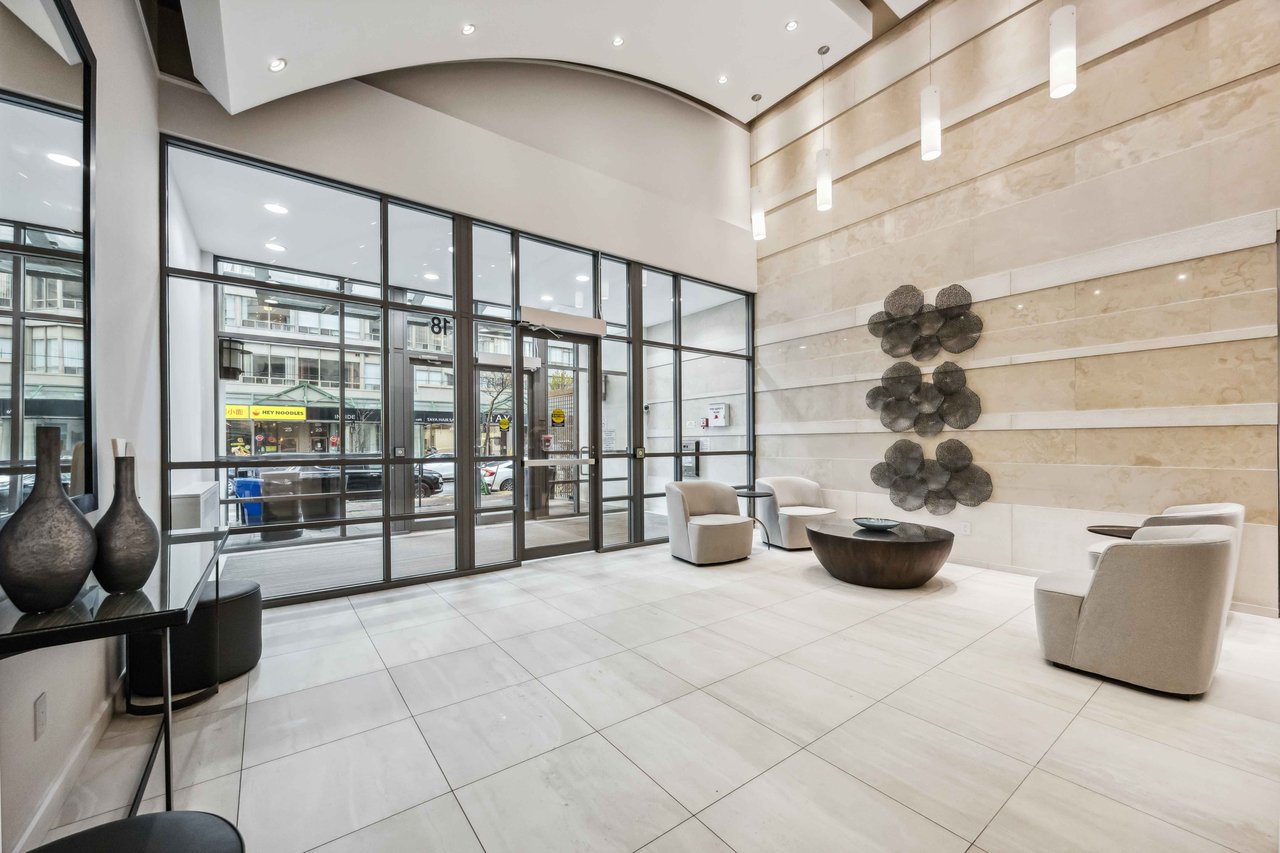 18 Spring Garden Ave Unit: 109