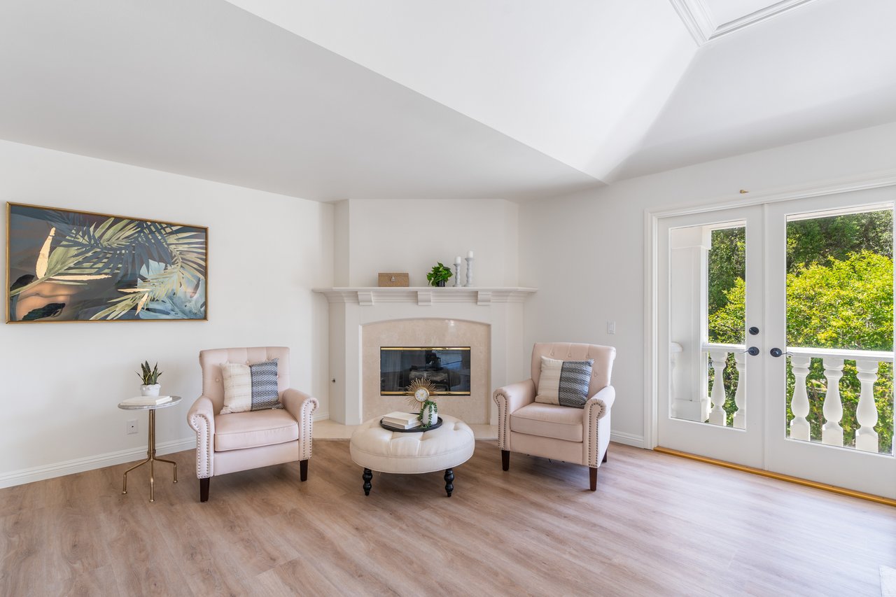 20 Meadow Wood Drive