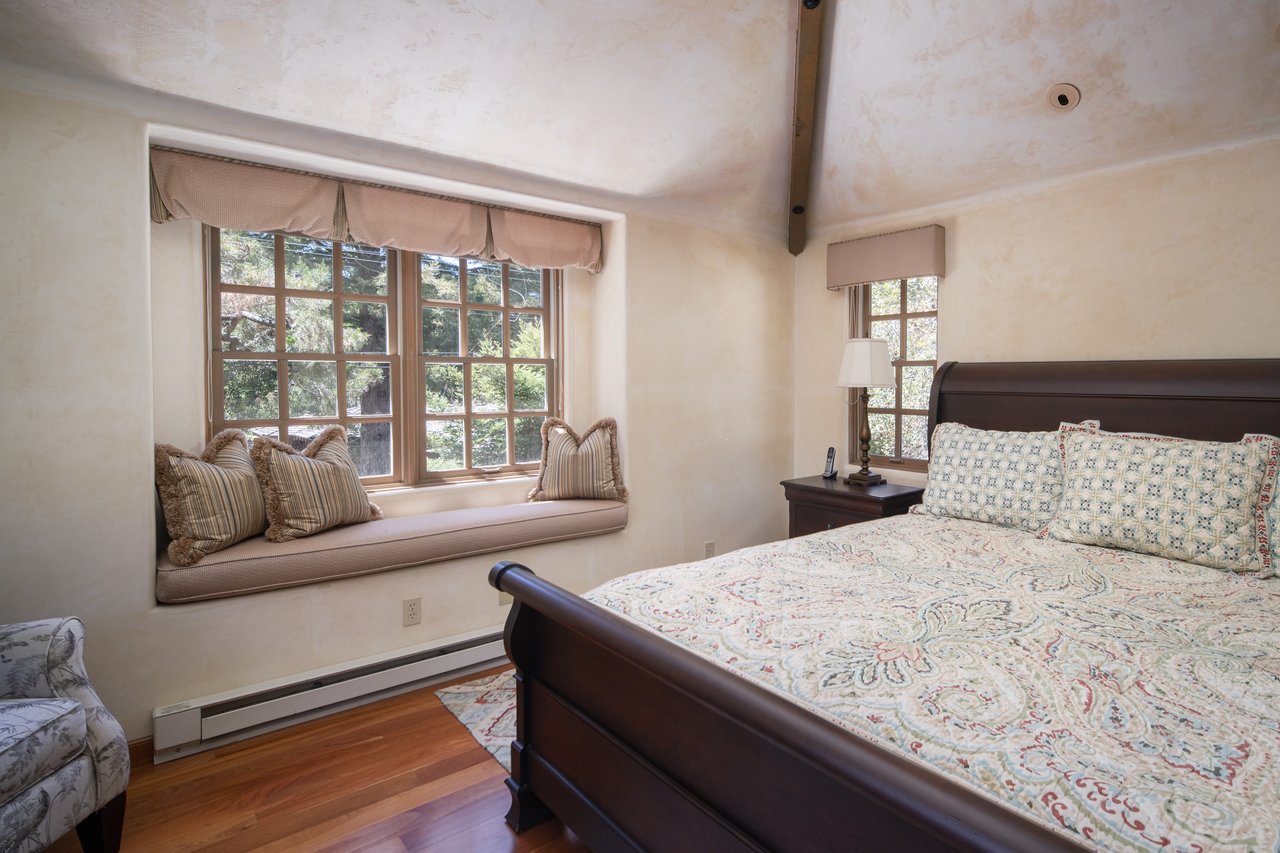 Monte Verde 3 NE of 13th, Carmel-by-the-Sea