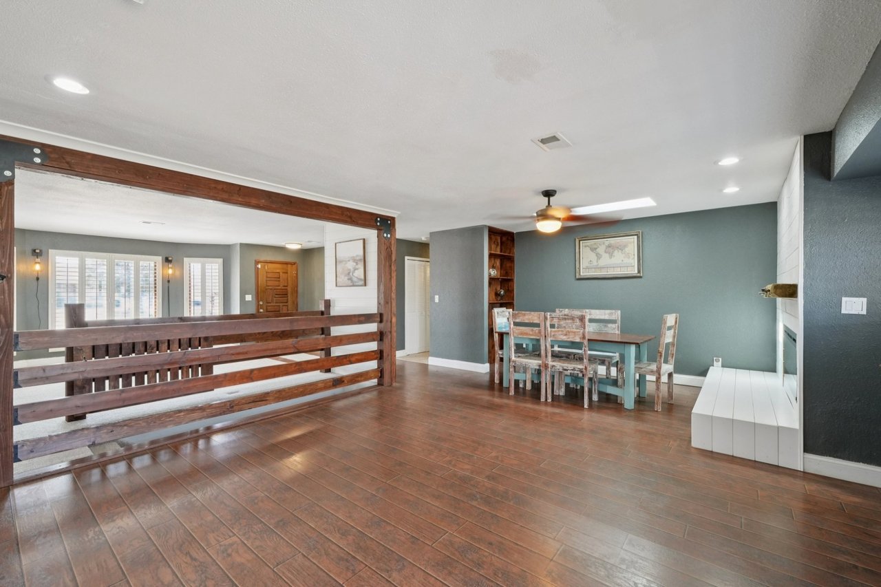 1003 W Camino Al Cielo Dr