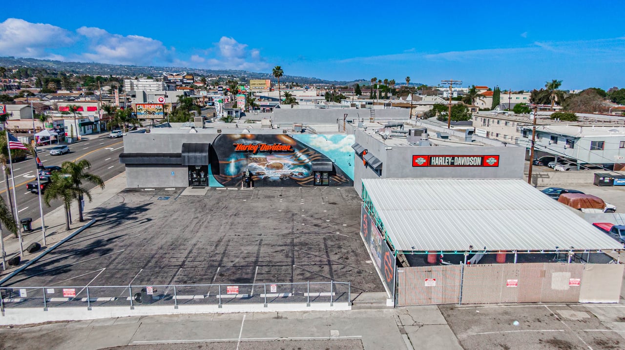 Harley Davidson Dealership