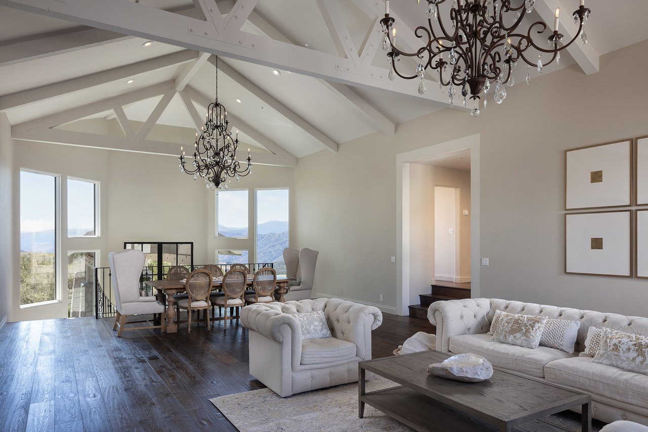 Elevated Living with Panoramic Views