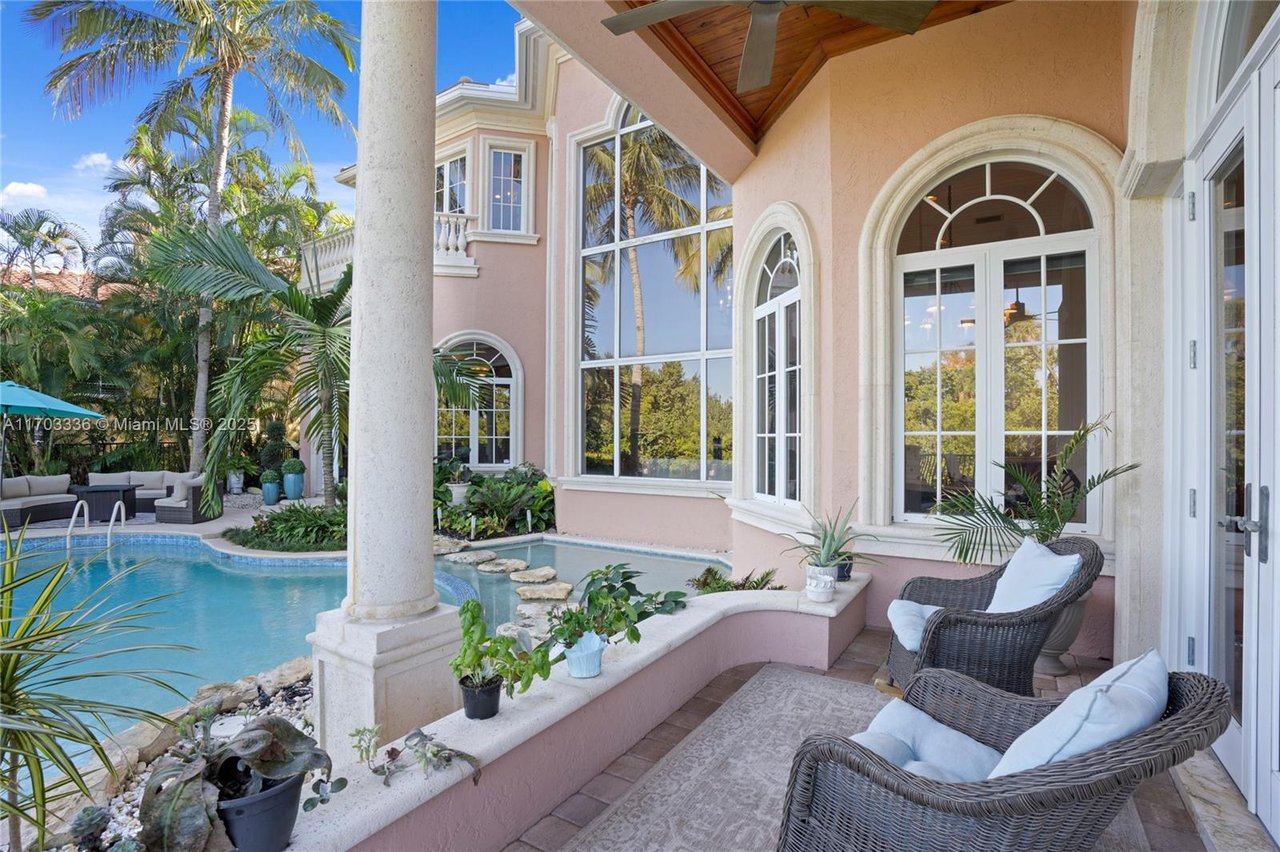 833 Harbour Isle Place North Palm Beach