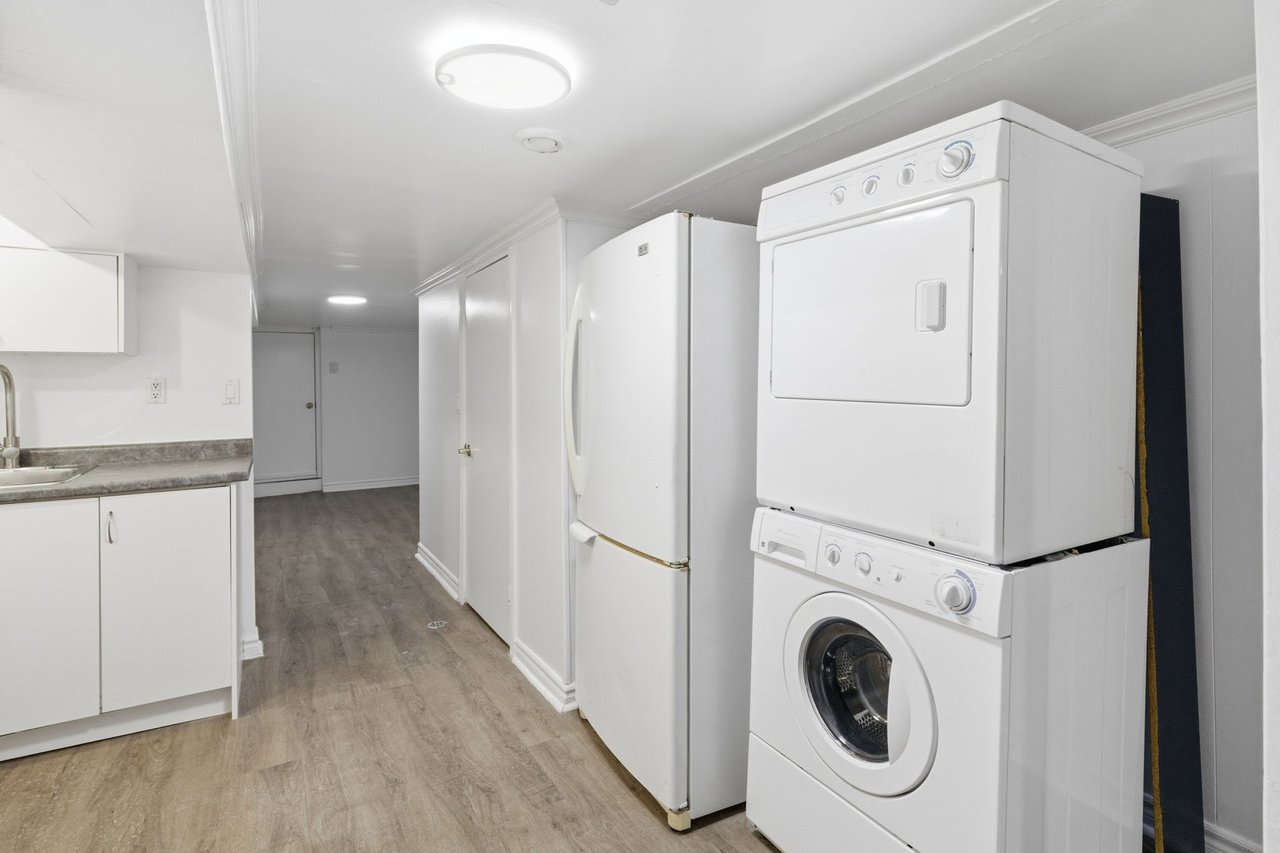 284 Euclid Ave, Basement