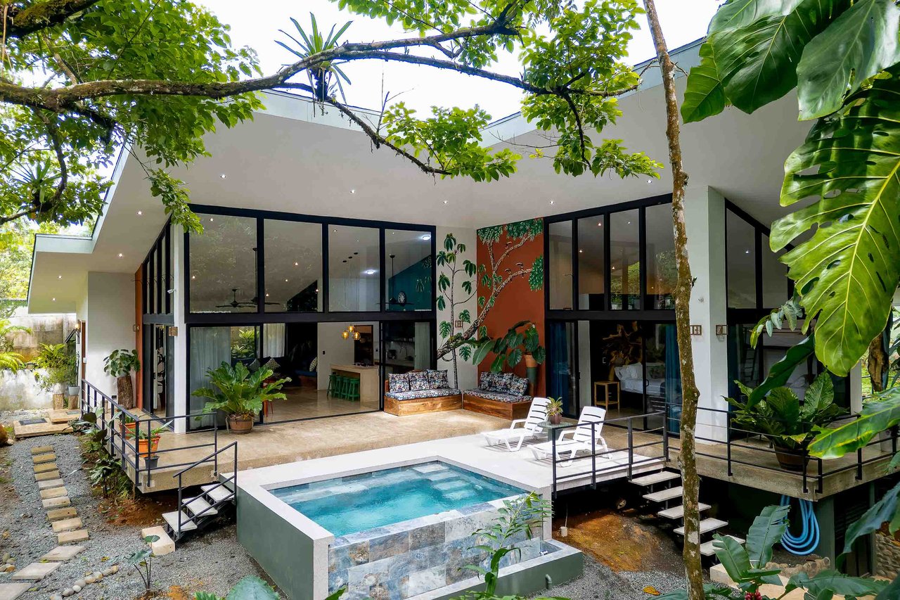 Furnished and Turnkey Home Rainforest Villa with Pool and Creek