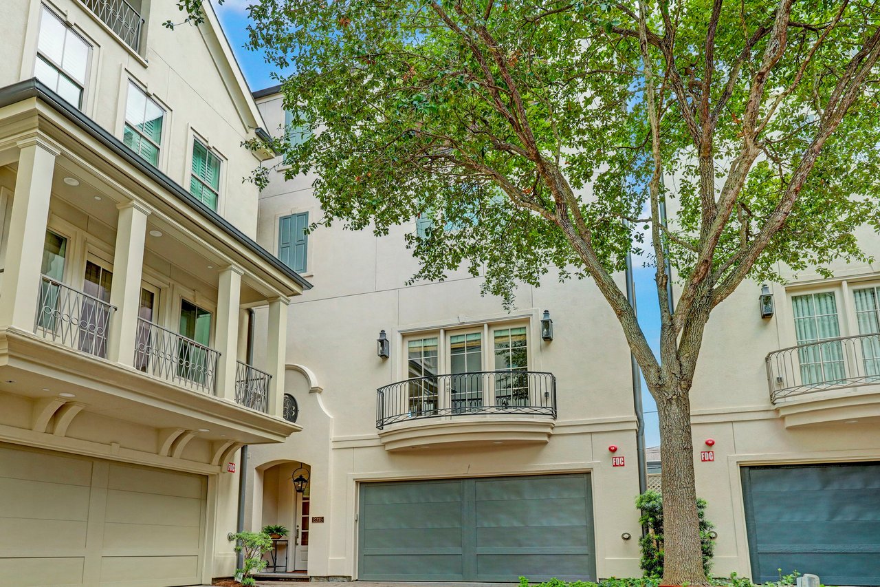 2315 W Main St