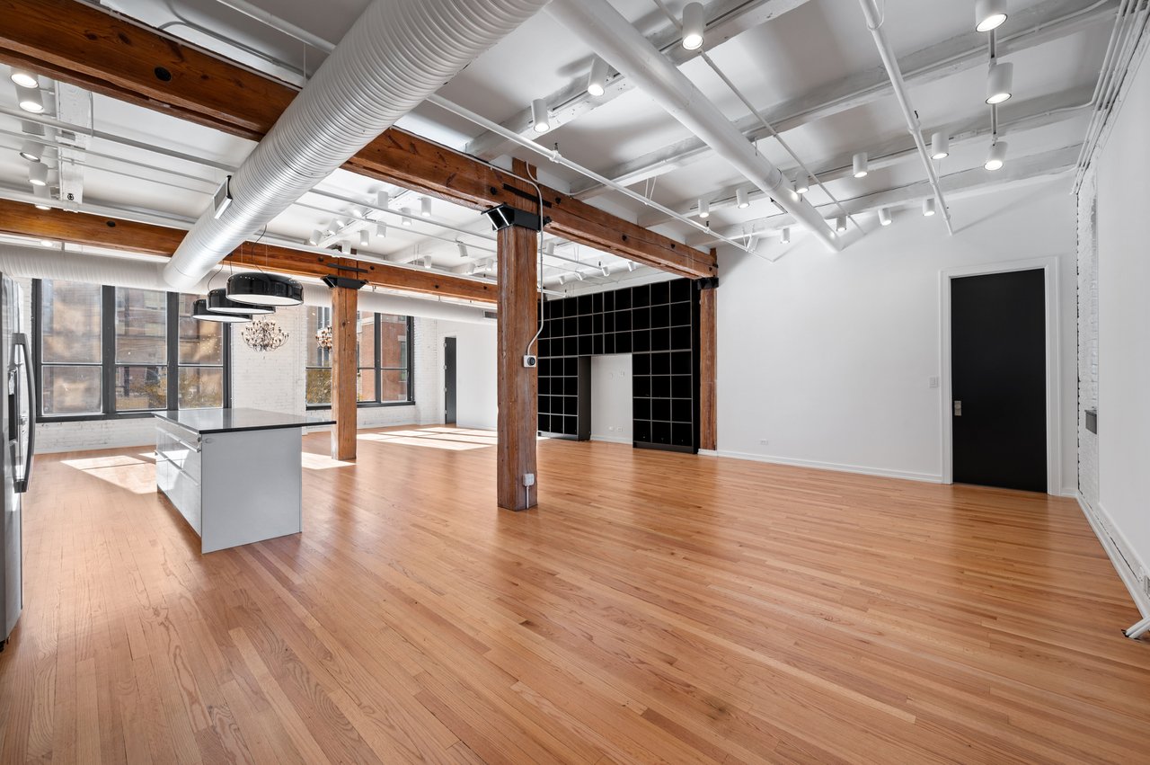 900 West Jackson Boulevard Unit 3W 