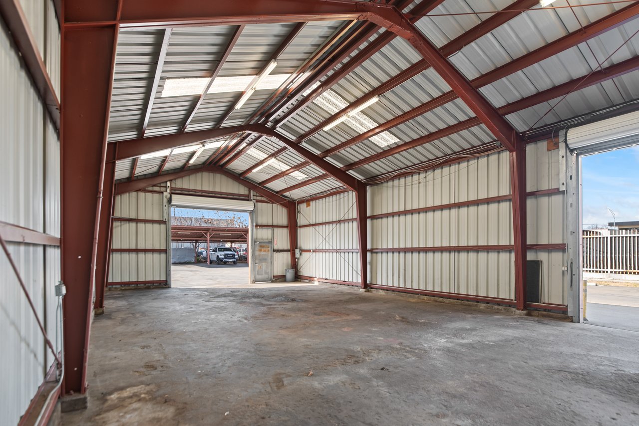 Rare 3,000 SF Industrial Building For Sale