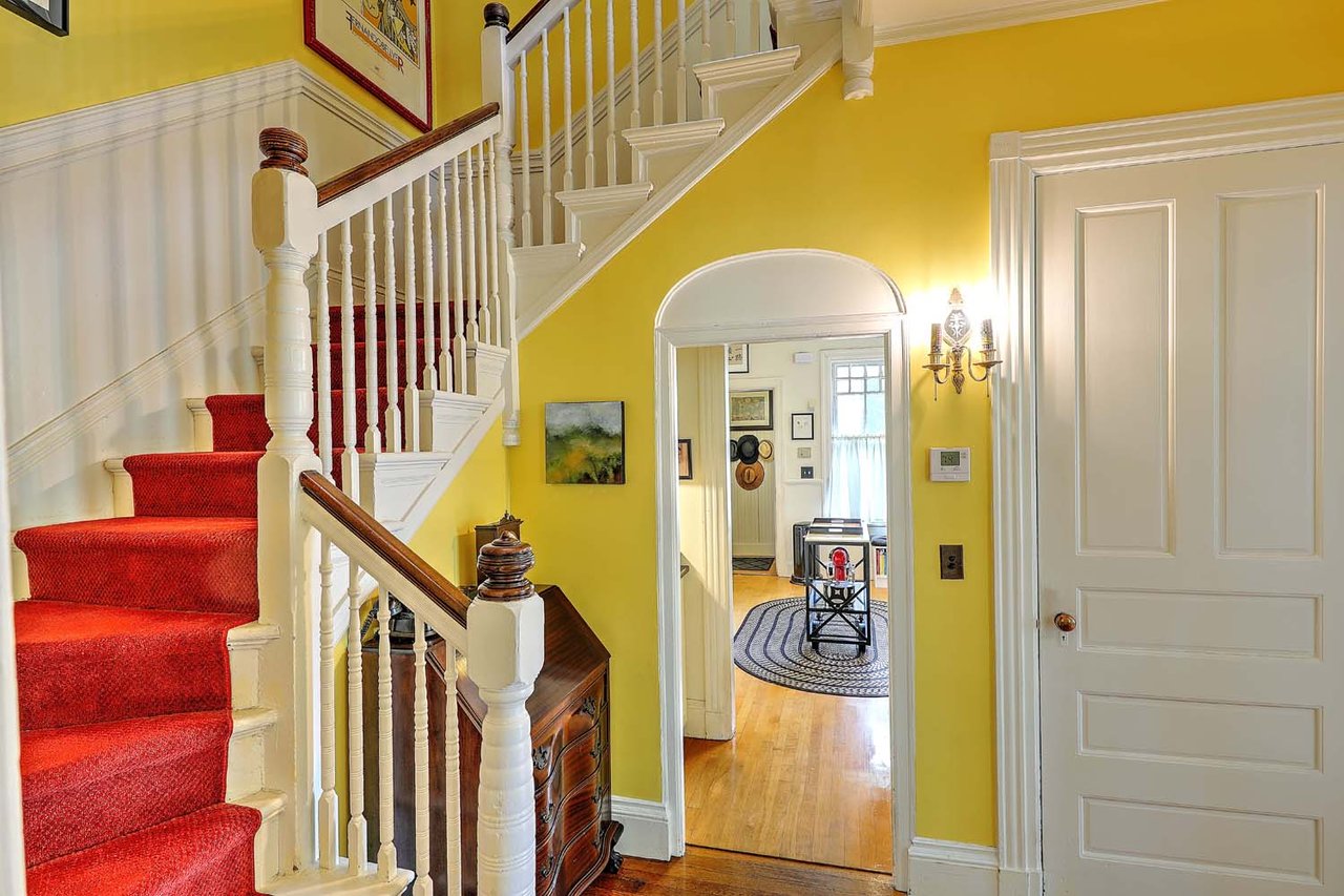 26 Diman Place