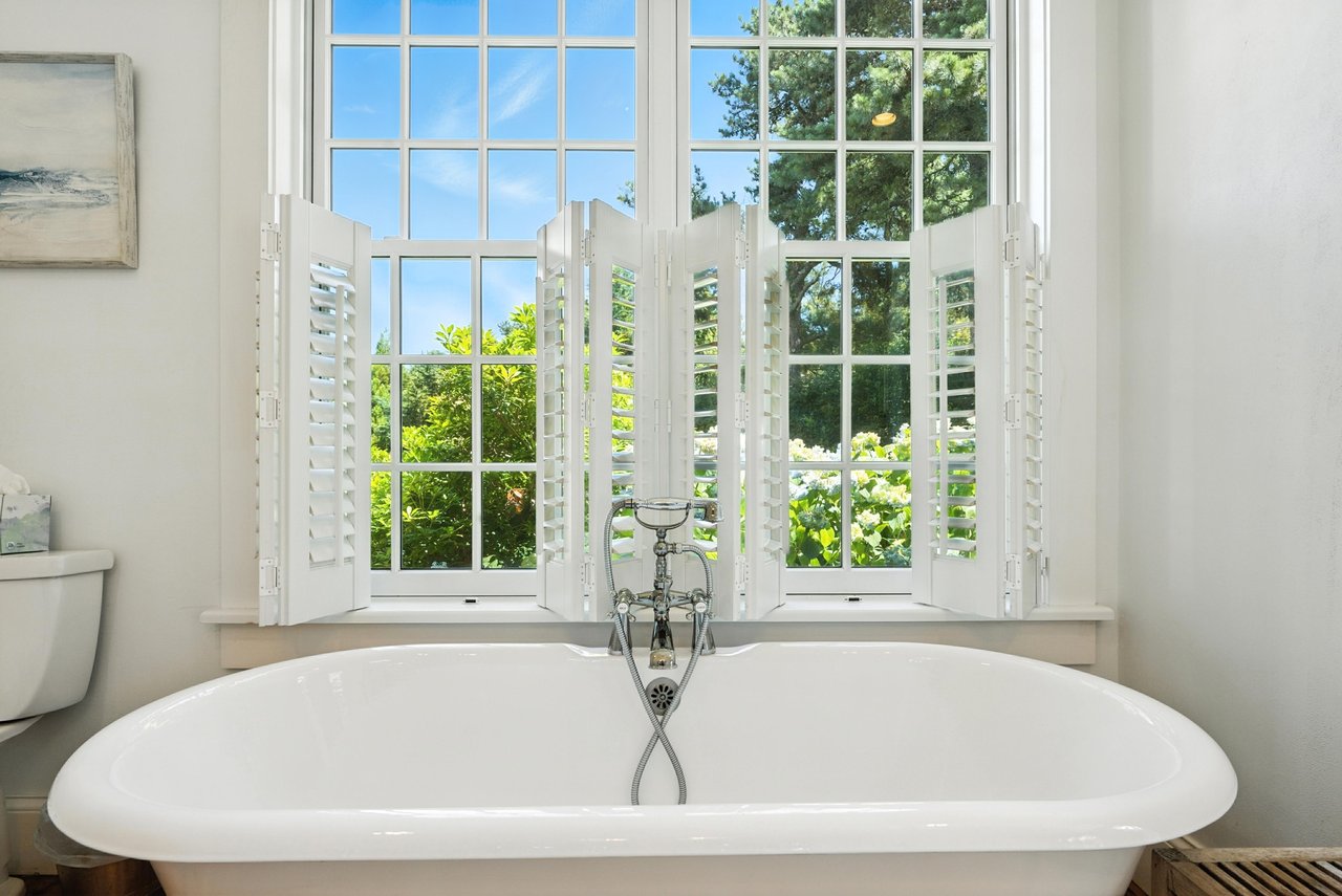 202 Katama Road, Edgartown