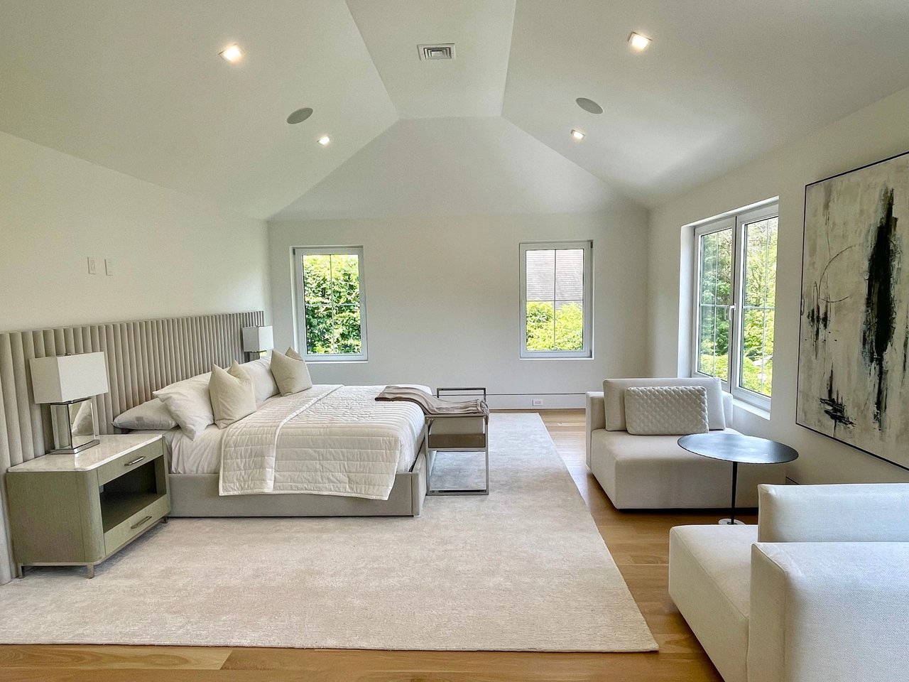 354 Saint Andrews Rd W