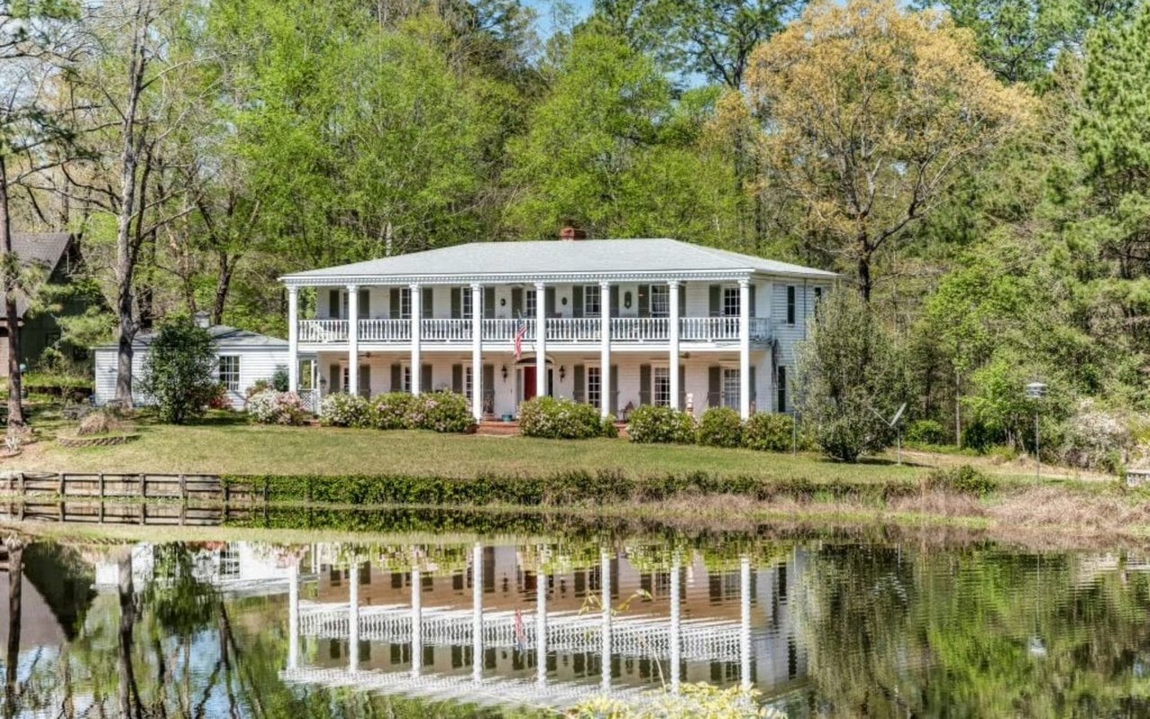 1223 Wire Road West Perkinston MS 39573