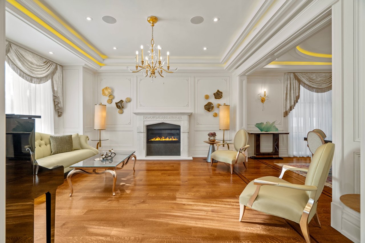 A Rare Ravine Estate