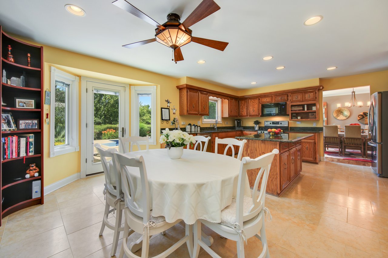 Beautifully Appointed Home Perfect For Entertaining