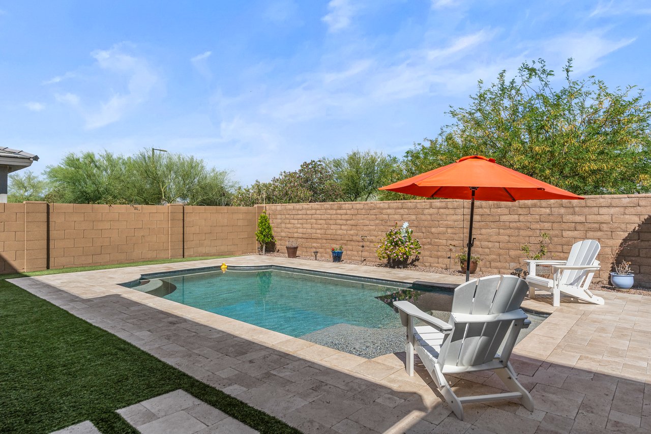 22136 N 28th Place
