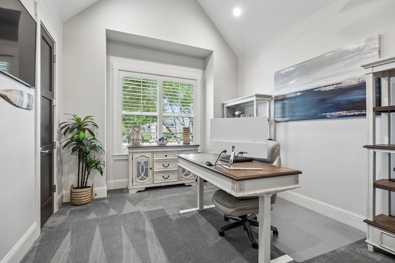 317 Knights Trail