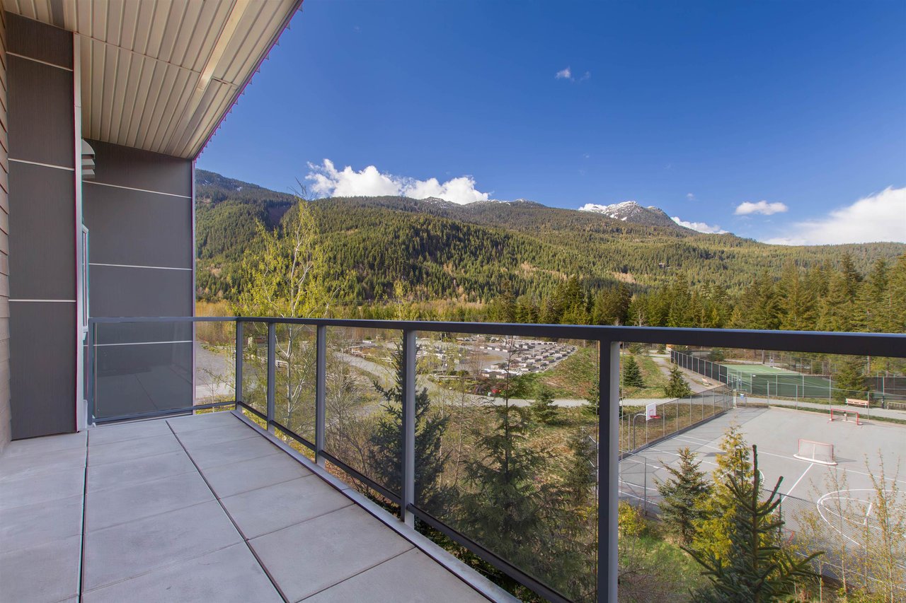 309-1025 Legacy Wy