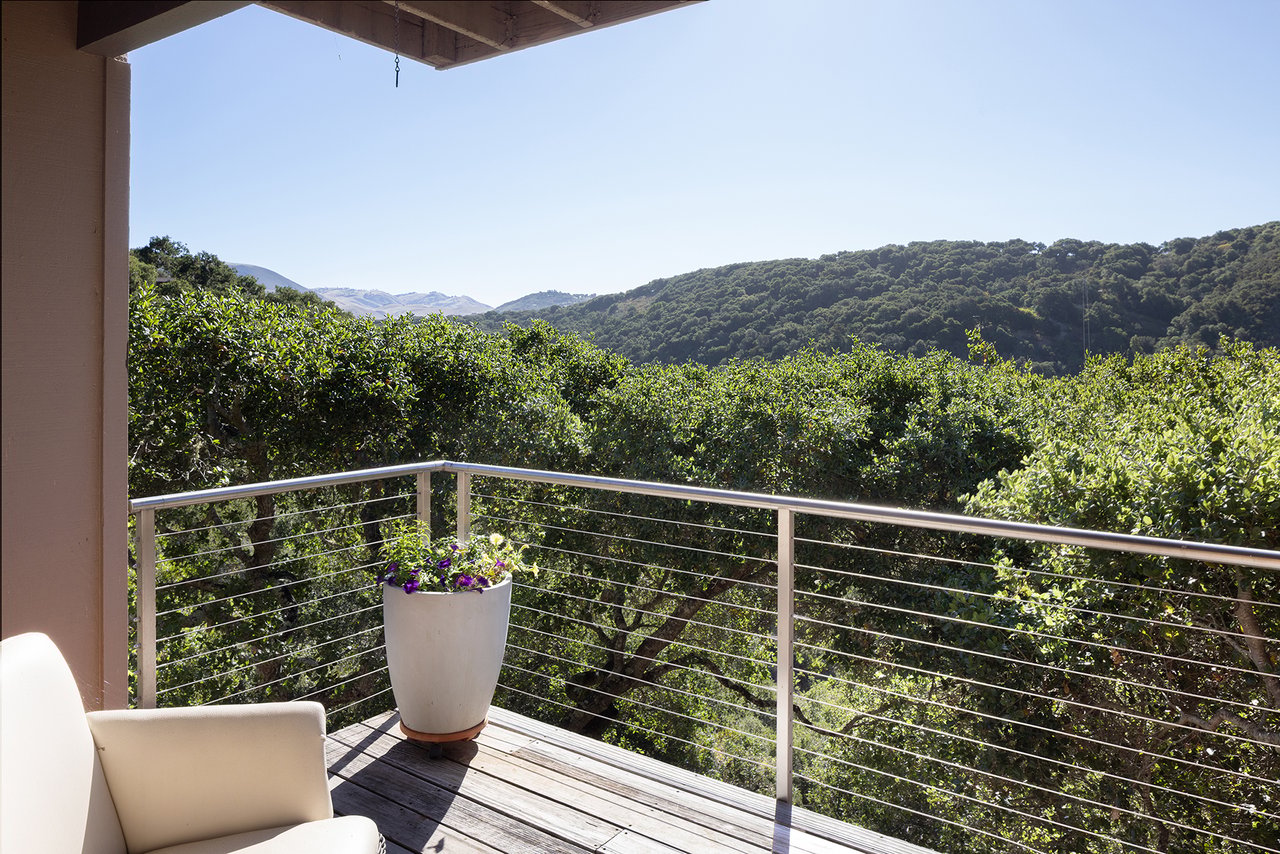 The Valley Hideaway