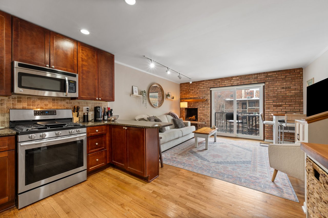 832 Oakdale Ave Unit 3H