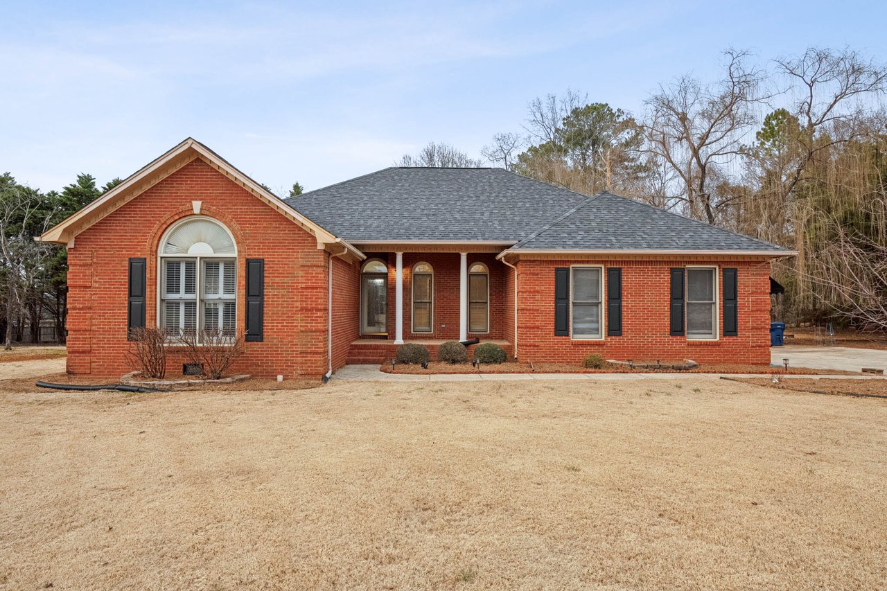 Private Lot in Well Established Neighborhood! Remodeled just for you! Huntsville City Schools!
