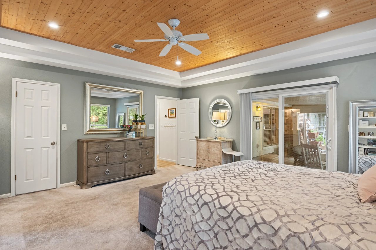 1709 Crested Butte Dr - Westlake Hills Single-Story Legacy Estate on Half-Acre