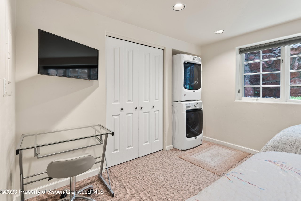 711 S Galena St, #20D