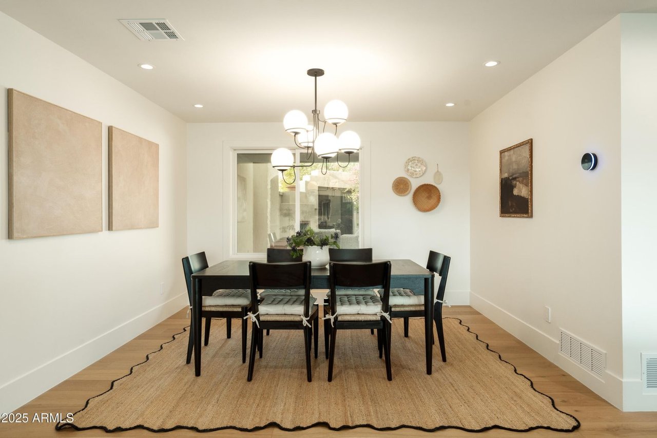 8401 E Vista Del Lago