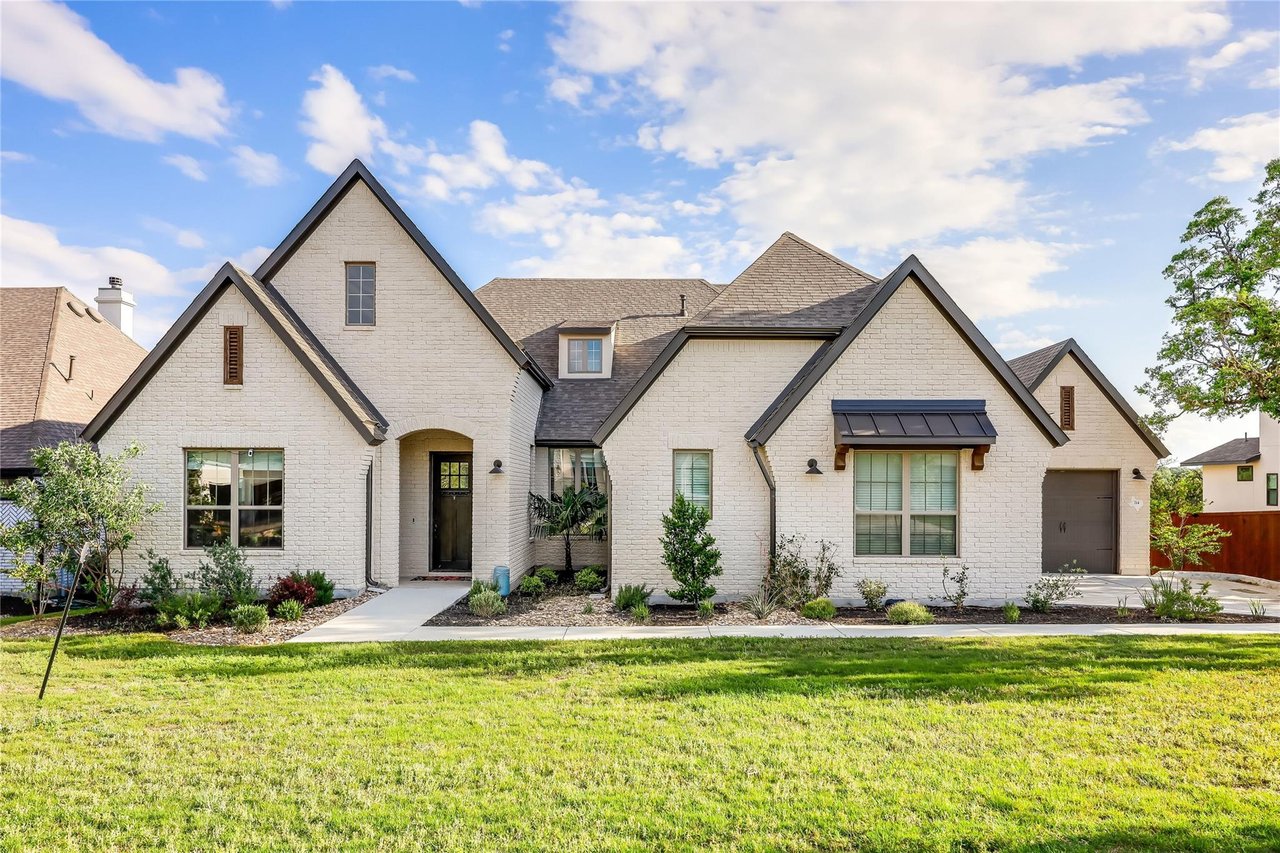 714 Bridge Water Loop