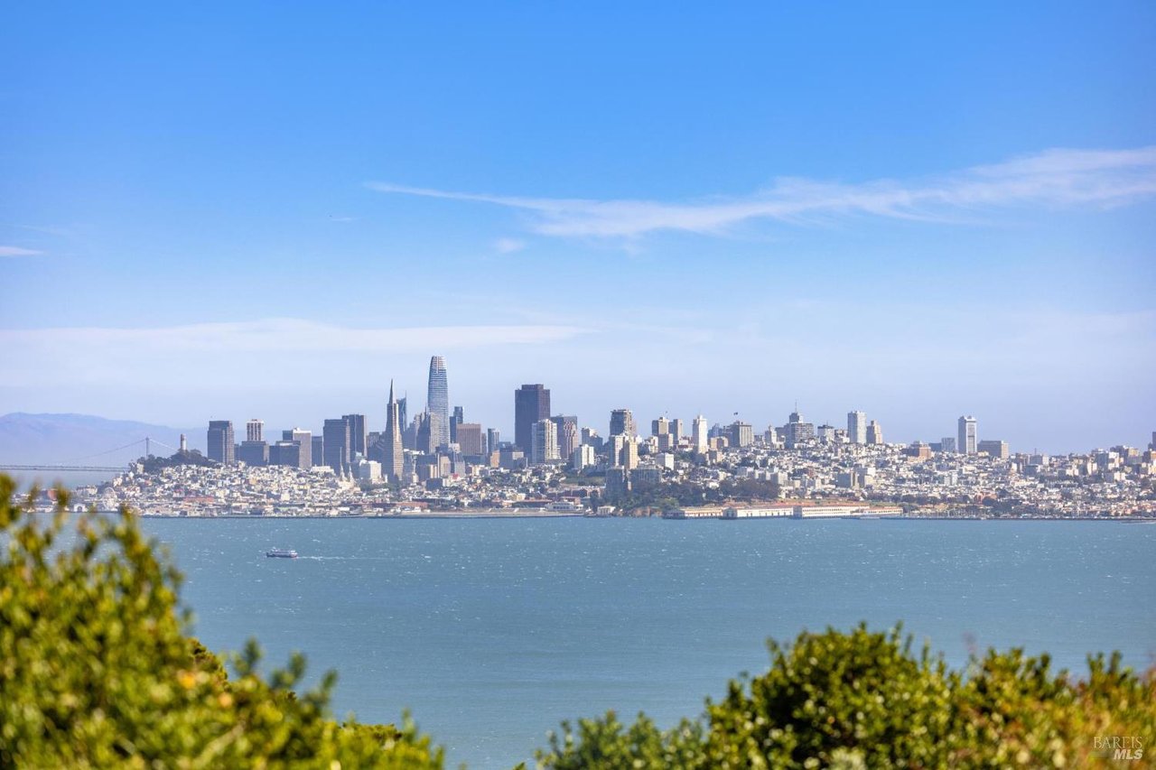 615 Sausalito Blvd