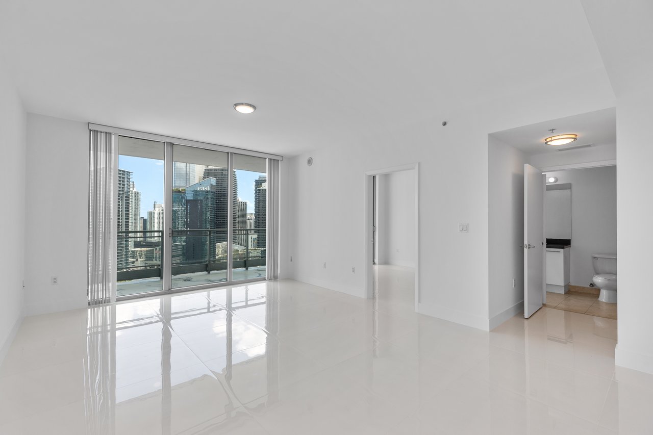 90 SW 3rd St Unit #3501 Miami 