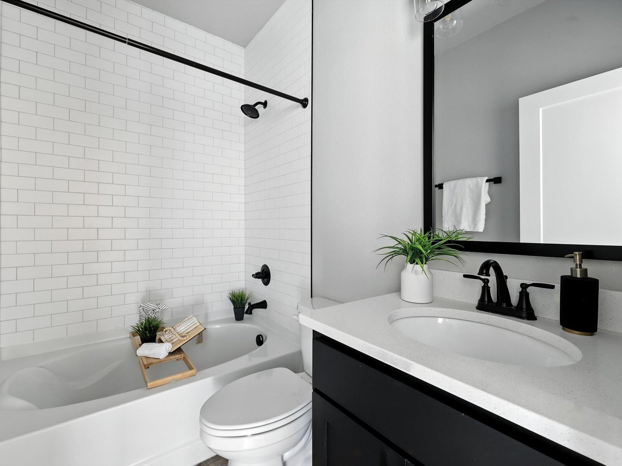 411 Indian Grass Street