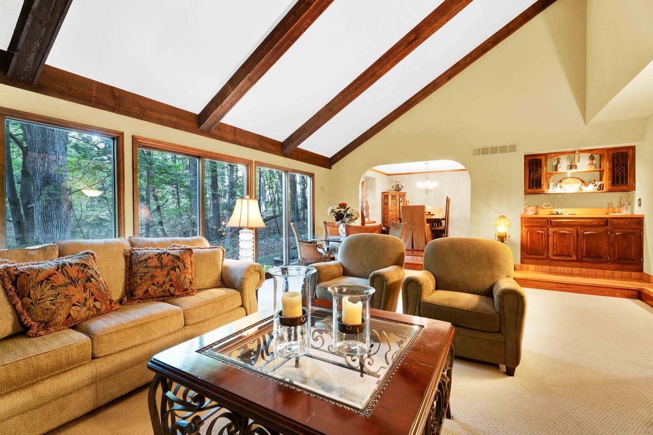 1100 Bretton Lane, Bloomfield Hills