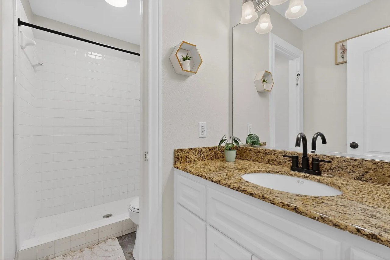 15144 Delaney Lane