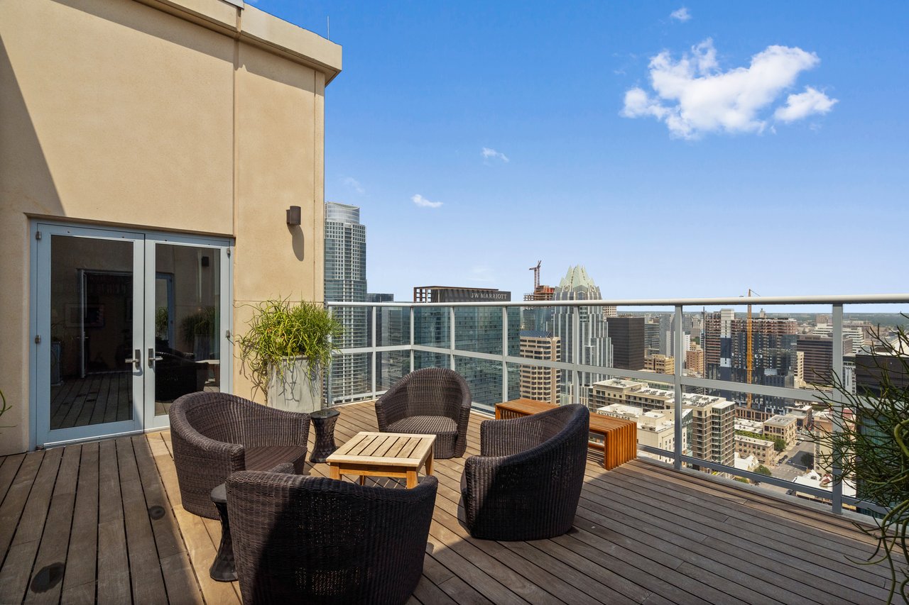 98 San Jacinto, #2002