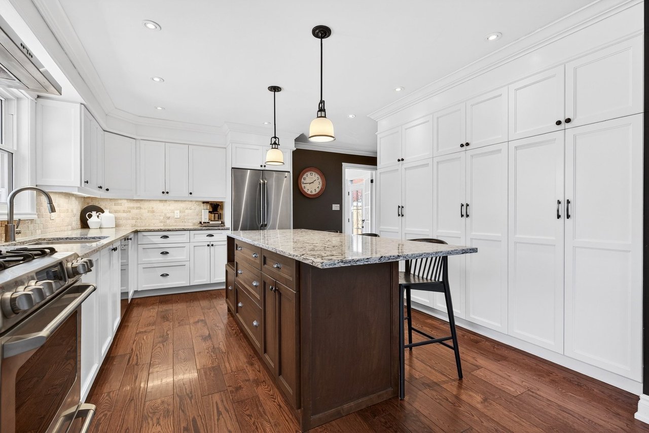 Sprawling Tyandaga Bungalow