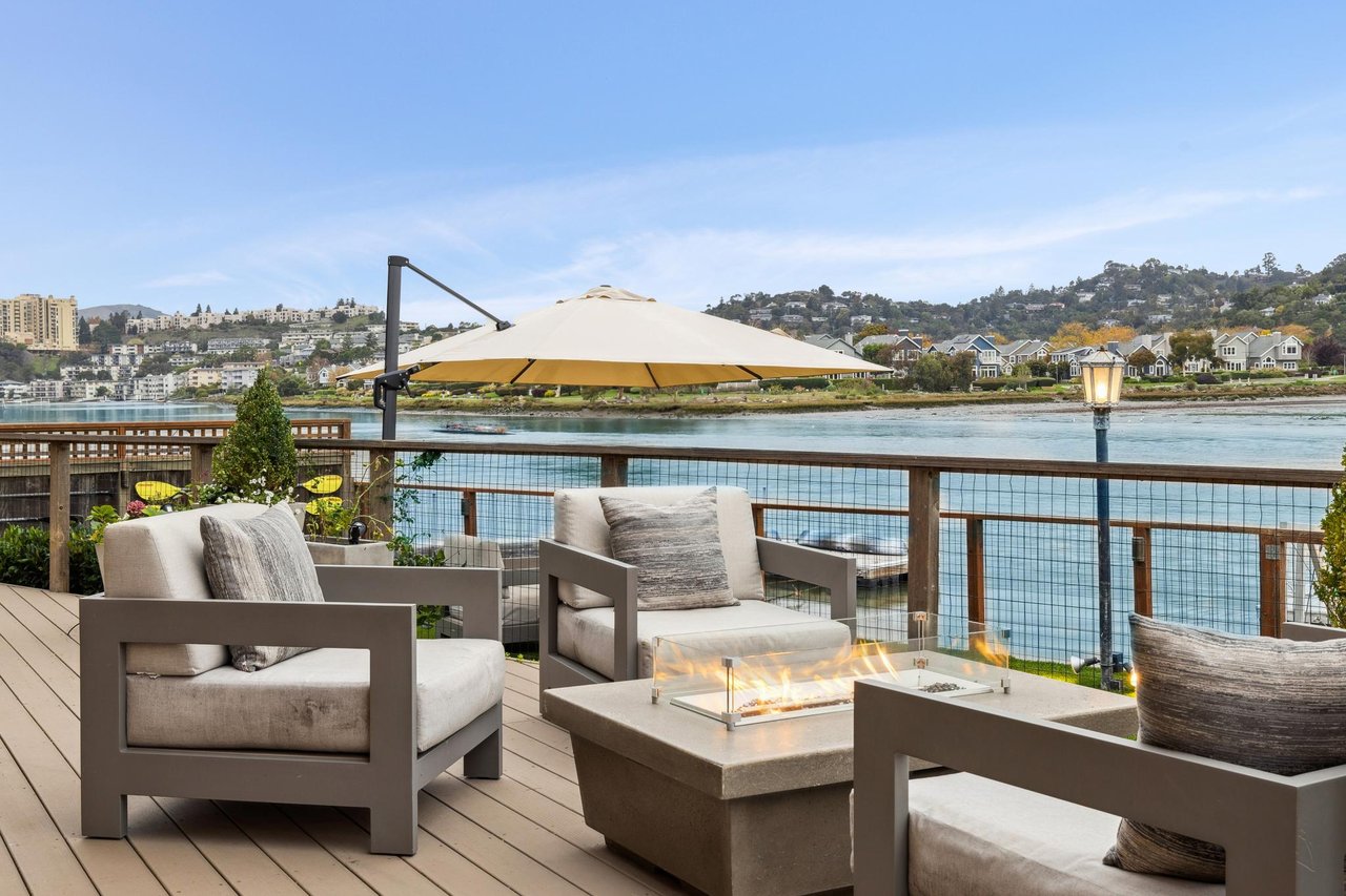 Luxurious Waterfront Home in Larkspur Marina