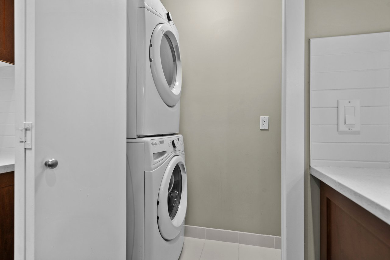 22 Auburn Bay Link SE Unit: 306