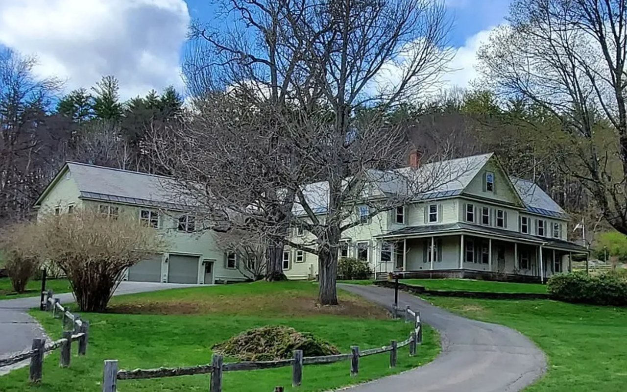 152 Shelburne Center Rd
