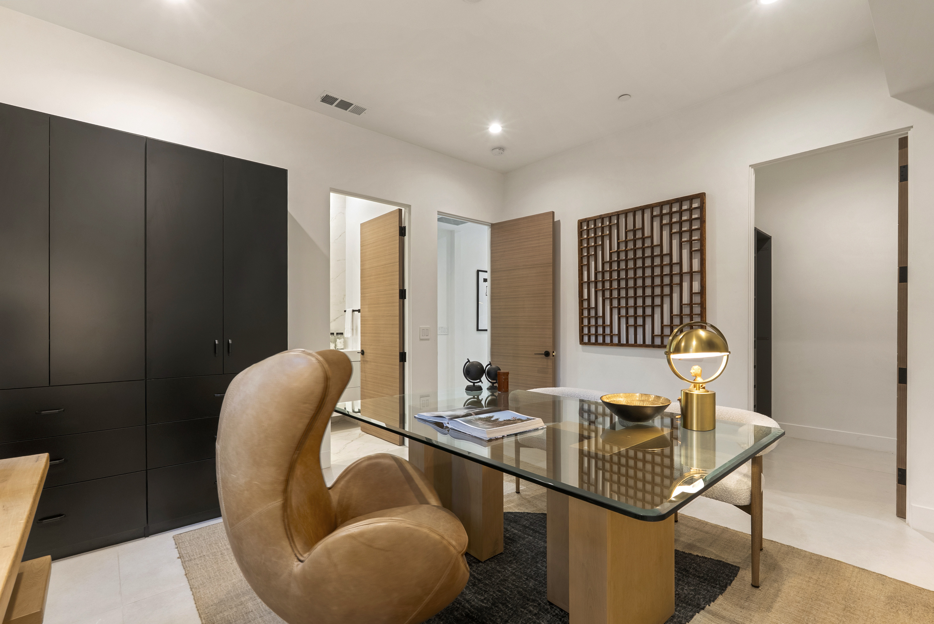 5186 Gloria Ave, Encino