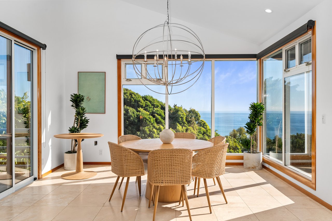 Casa Bianca by Oraklus