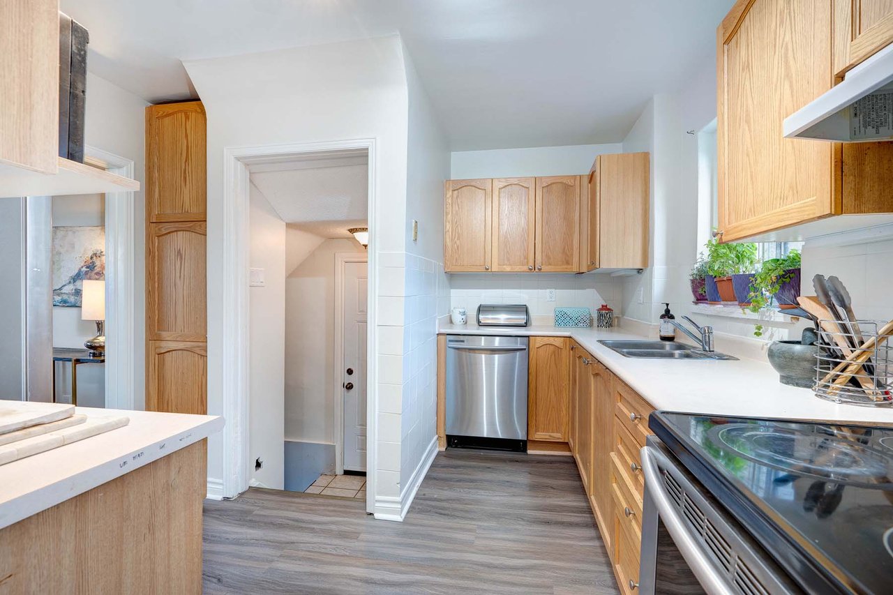 67 Ashwick Dr