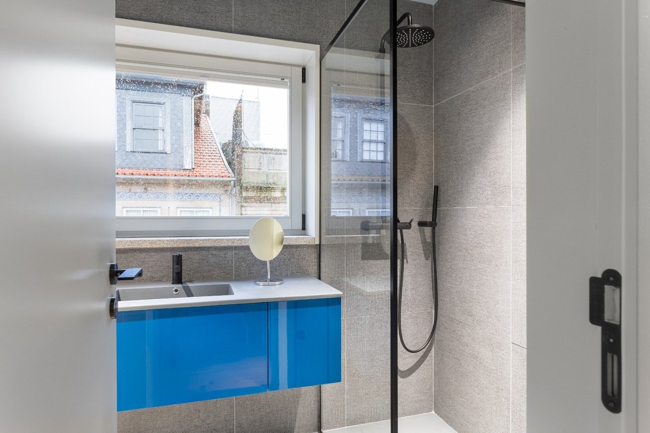 New Designer Duplex in the Heart of Porto, Portugal – Licensed Short-Term Rental with 6%+ ROI