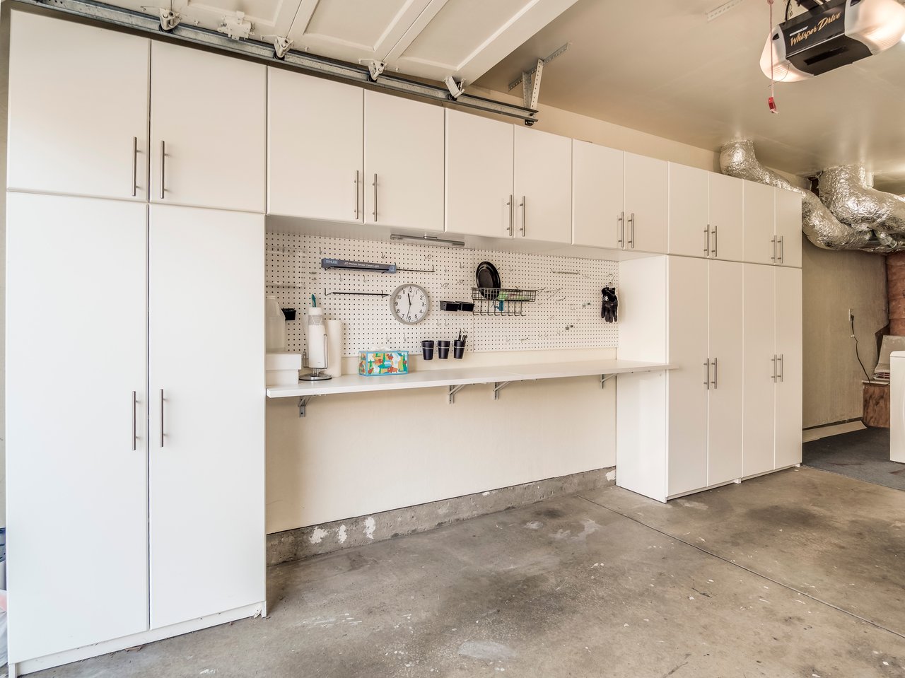 350 Creekview Drive