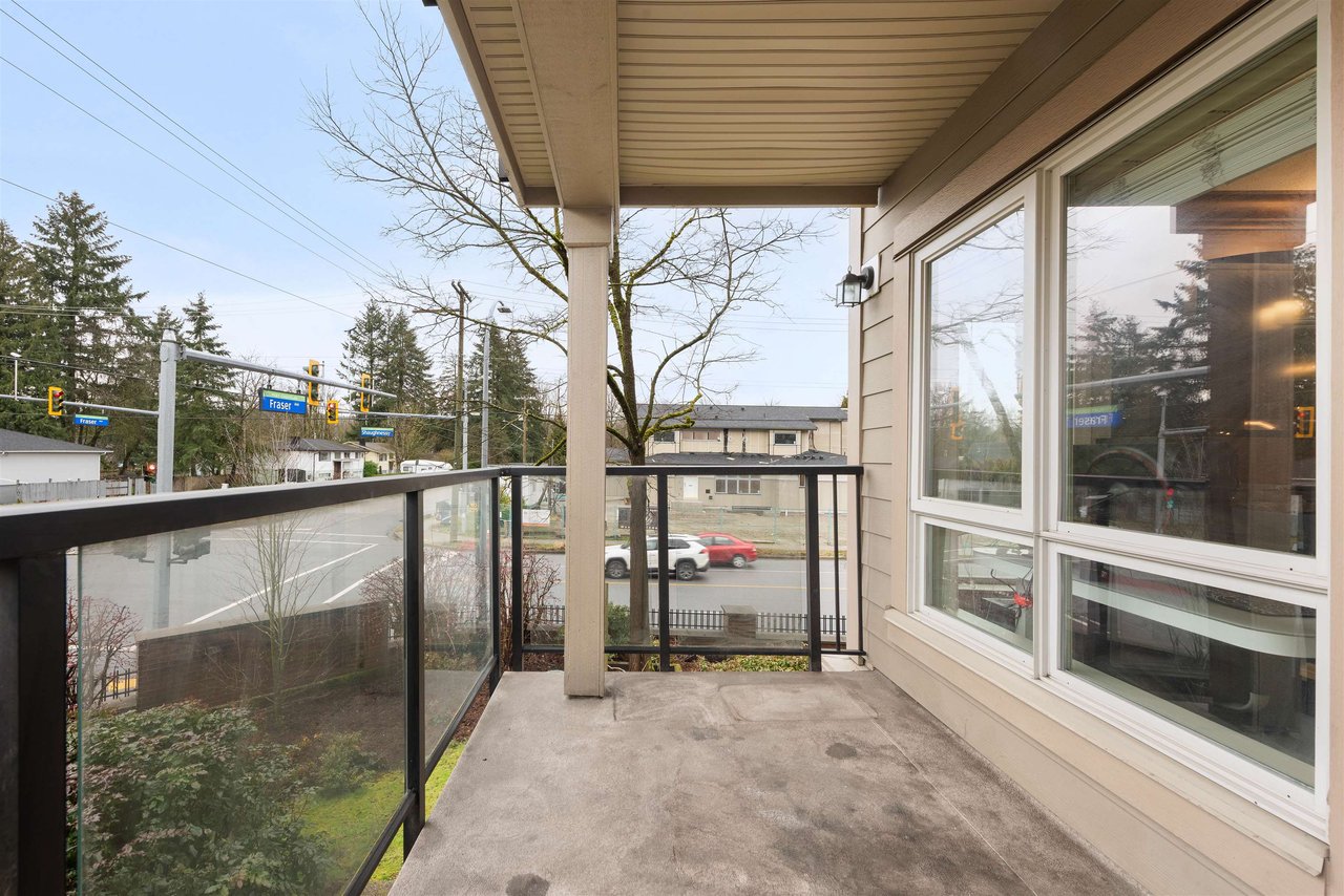 212-2175 Fraser Ave