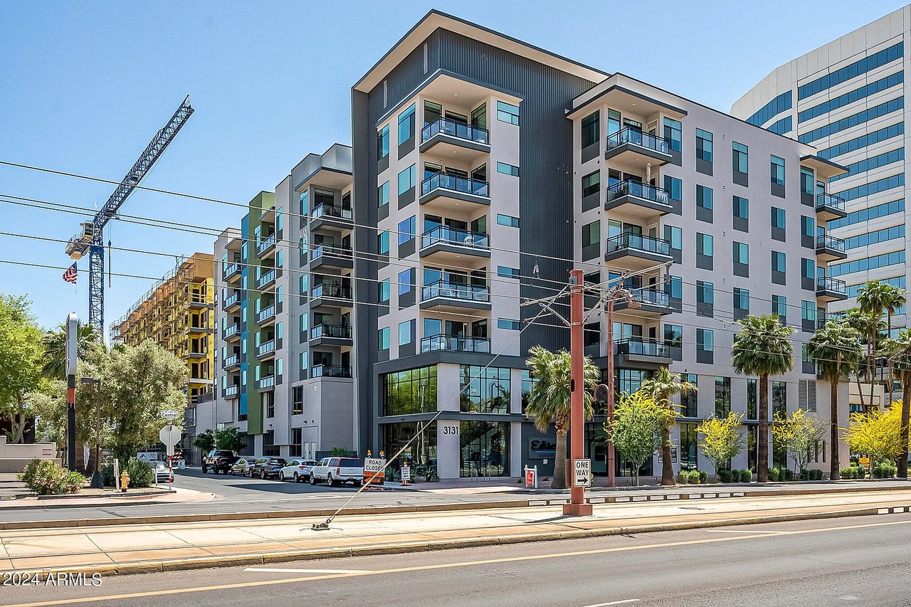 3131 N CENTRAL Avenue, 5015, Phoenix Unit: 5015