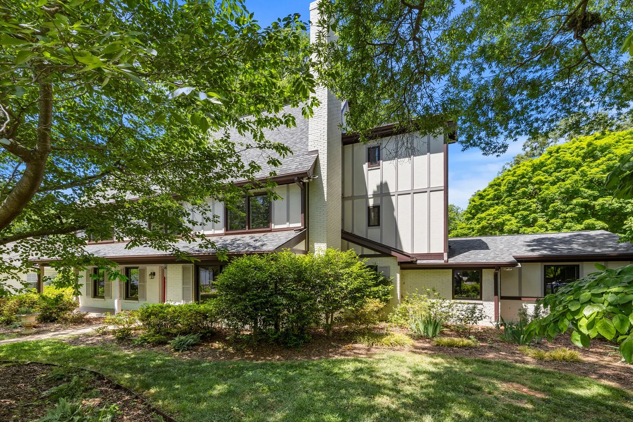 5335 Lansing Dr